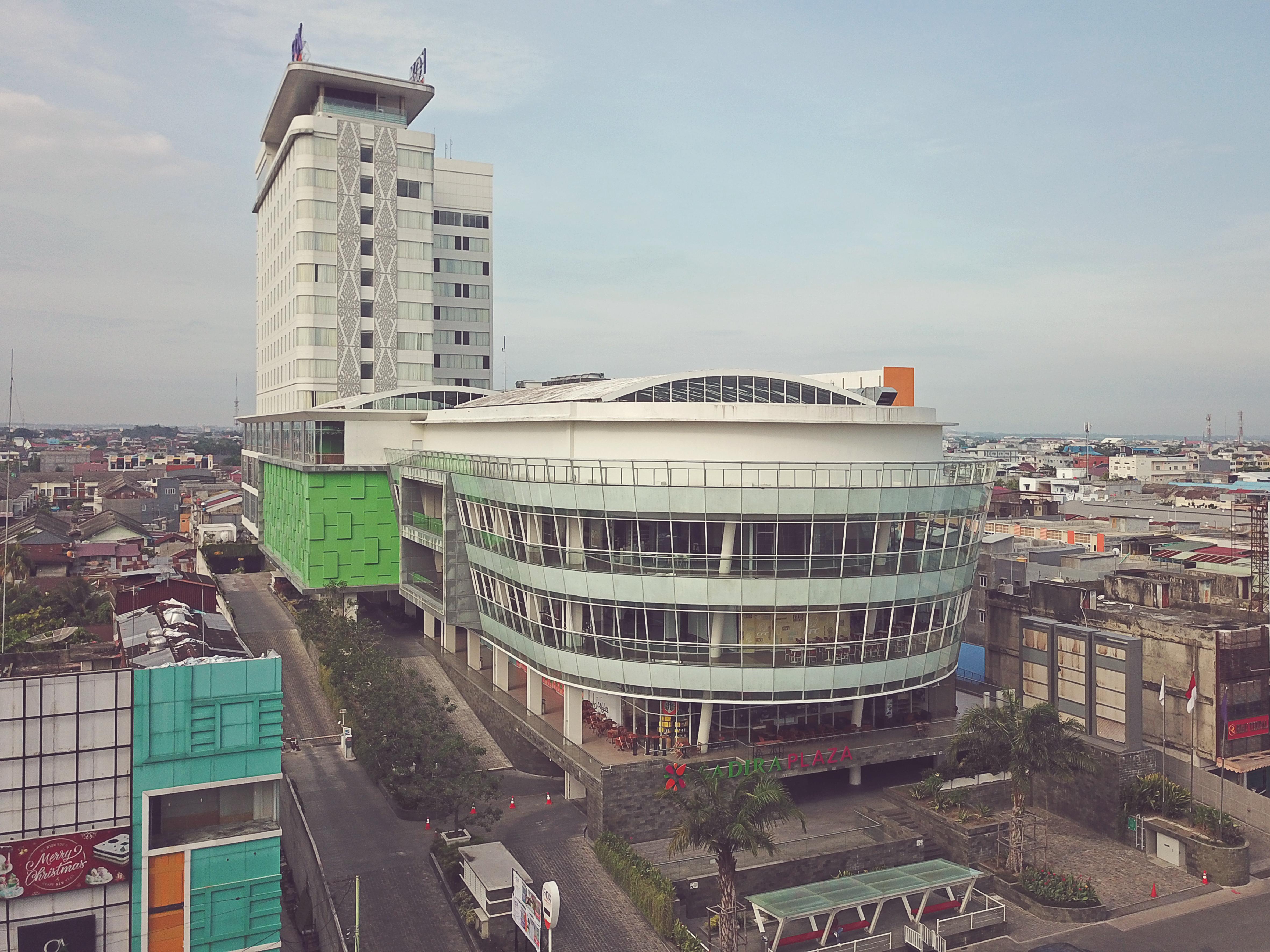 Fox Hotel Pekanbaru Eksteriør billede