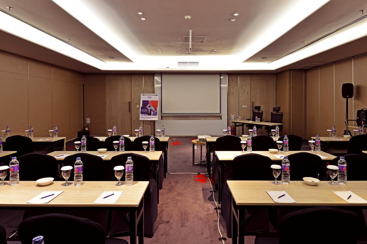 Fox Hotel Pekanbaru Eksteriør billede