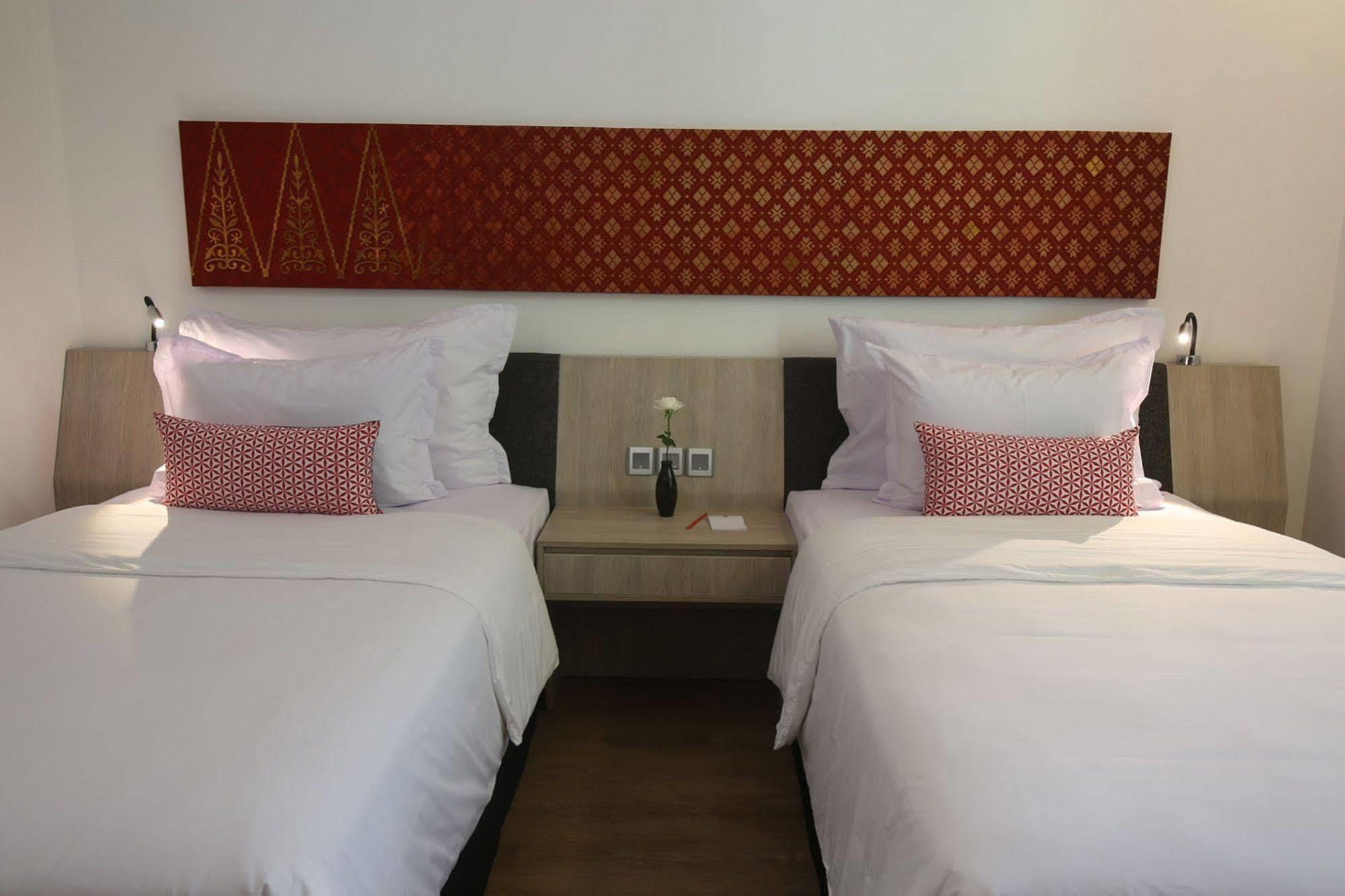 Fox Hotel Pekanbaru Eksteriør billede